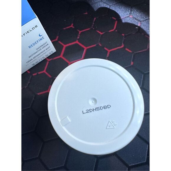 RODAN + FIELDS Redefine Overnight Restorative + Moisturizing Cream 30ml - Picture 4 of 8